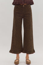 Load image into Gallery viewer, NEWEST ARRIVAL Brown Animal Print Crop Jeans
