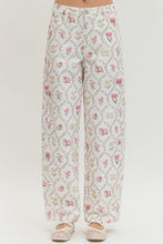 Load image into Gallery viewer, NEWEST ARRIVAL Pink Floral Denim Jeans
