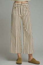 Load image into Gallery viewer, NEWEST ARRIVAL Brown Striped Ankle Length Jeans
