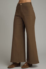 Load image into Gallery viewer, NEWEST ARRIVAL Brown Wide Leg Crop Jeans
