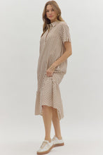 Load image into Gallery viewer, NEWEST ARRIVAL Striped Seersucker Relaxed Midi Dress
