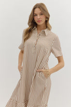 Load image into Gallery viewer, NEWEST ARRIVAL Striped Seersucker Relaxed Midi Dress
