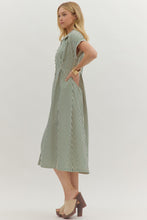 Load image into Gallery viewer, NEWEST ARRIVAL Hunter Green Striped Short Sleeve Midi Dress
