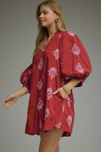 Load image into Gallery viewer, NEWEST ARRIVAL Burgundy/Pink Embroidered 3/4 Puff Sleeve Dress
