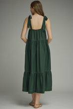 Load image into Gallery viewer, NEWEST ARRIVAL Hunter Green/Blue Embroidered Center Midi Dress
