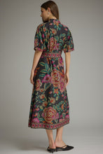 Load image into Gallery viewer, NEWEST ARRIVAL Black Floral Puff Sleeve Midi Dress
