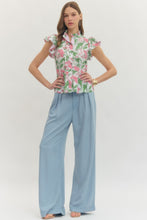 Load image into Gallery viewer, NEWEST ARRIVAL Pink/Green Flutter Sleeve Blouse
