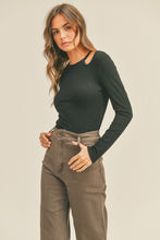 Load image into Gallery viewer, FINAL SALE Black Cold Shoulder Top
